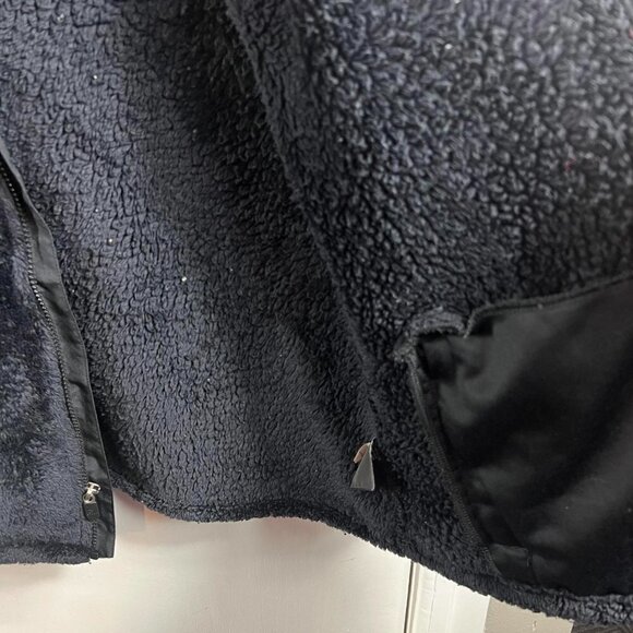 Fila black soft fleece full zip jacket with pockets. Sz M - Picture 6 of 7